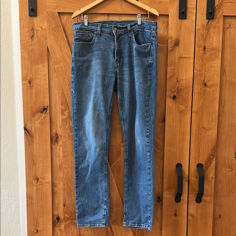 Levi Classic Blue Denim Jeans 541 size W 32 L 34